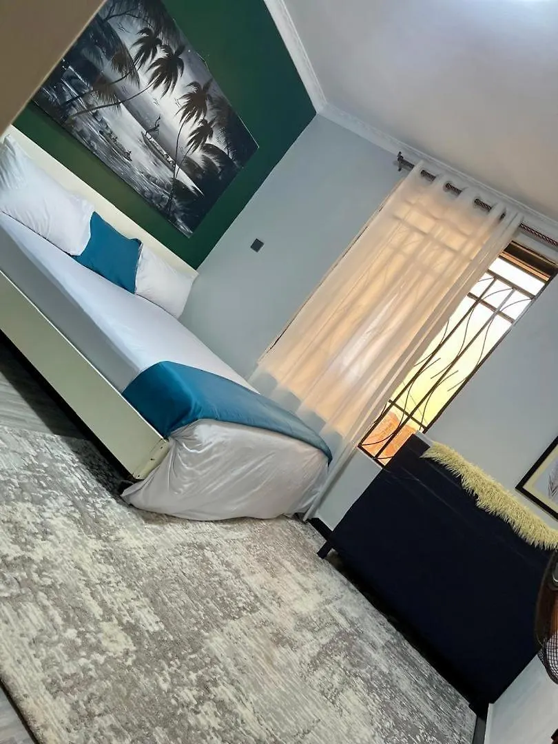 Апартаменты Sato'S Cozy Haven Кампала